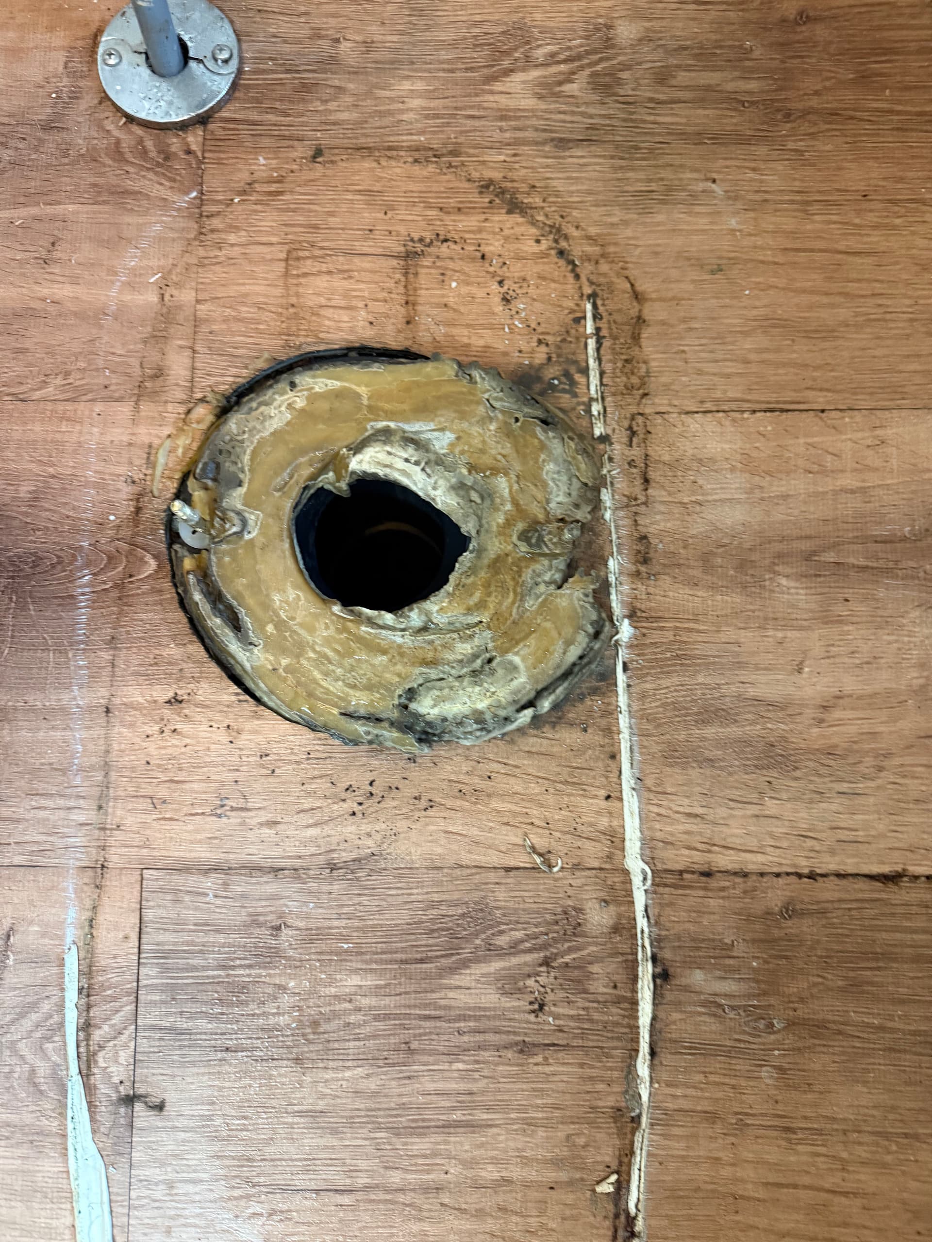 Enhanced Bathroom Sealing with Reliable Neoprene Gaskets image